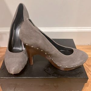 Dolce Vita Holt Grey Suede size 8.5M